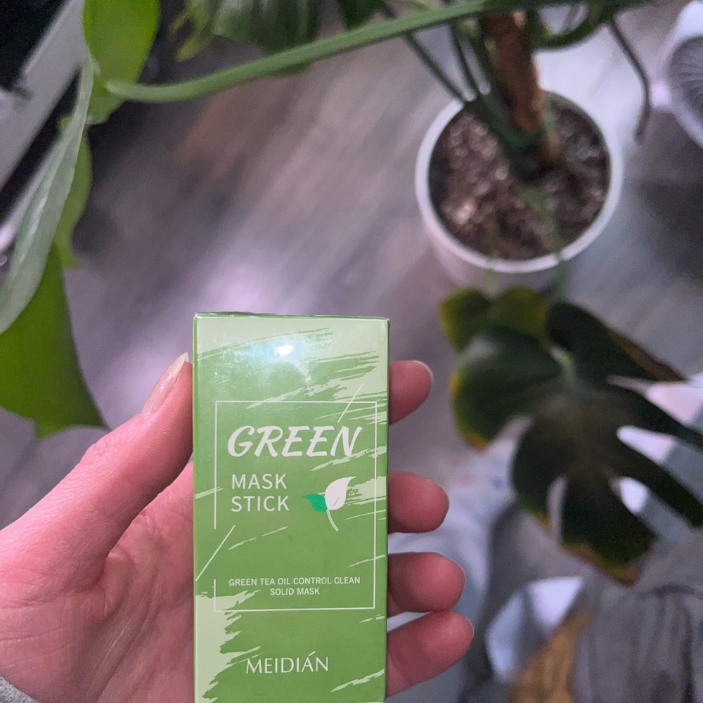 Green tea face mask stick